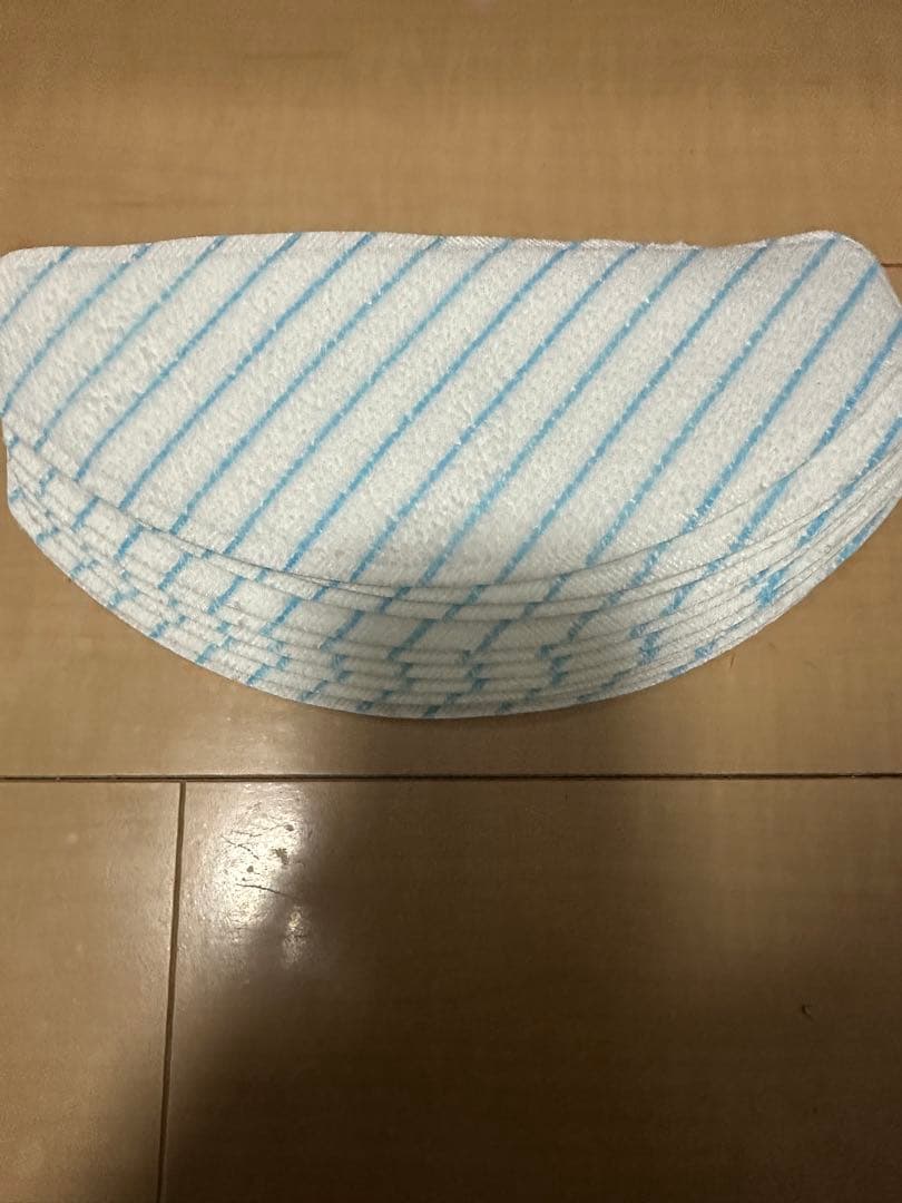 お掃除ロボット　ECOVACS(エコバックス）　　DEEBOT N8+ 本体