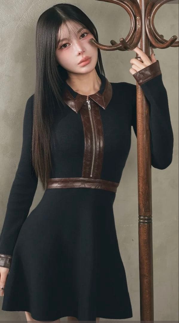 Darich ロゴレザーフレアミニワンピース