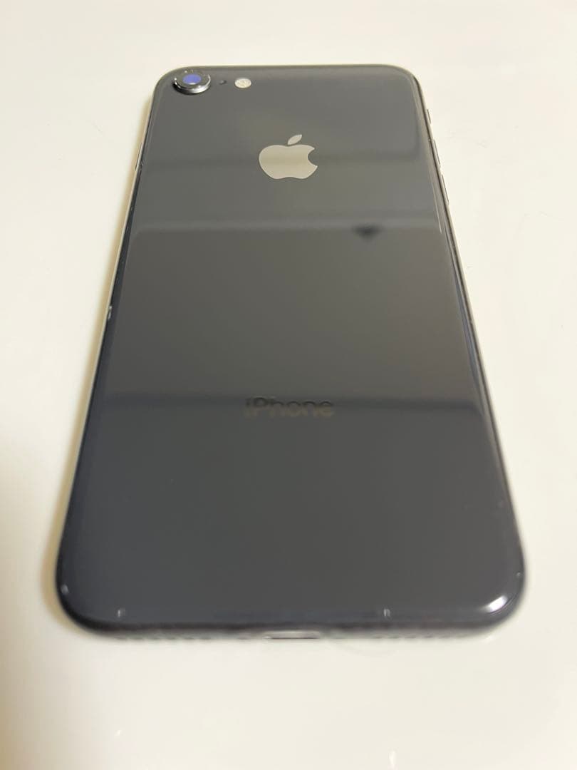iPhone 8 スペースグレイ 64GB