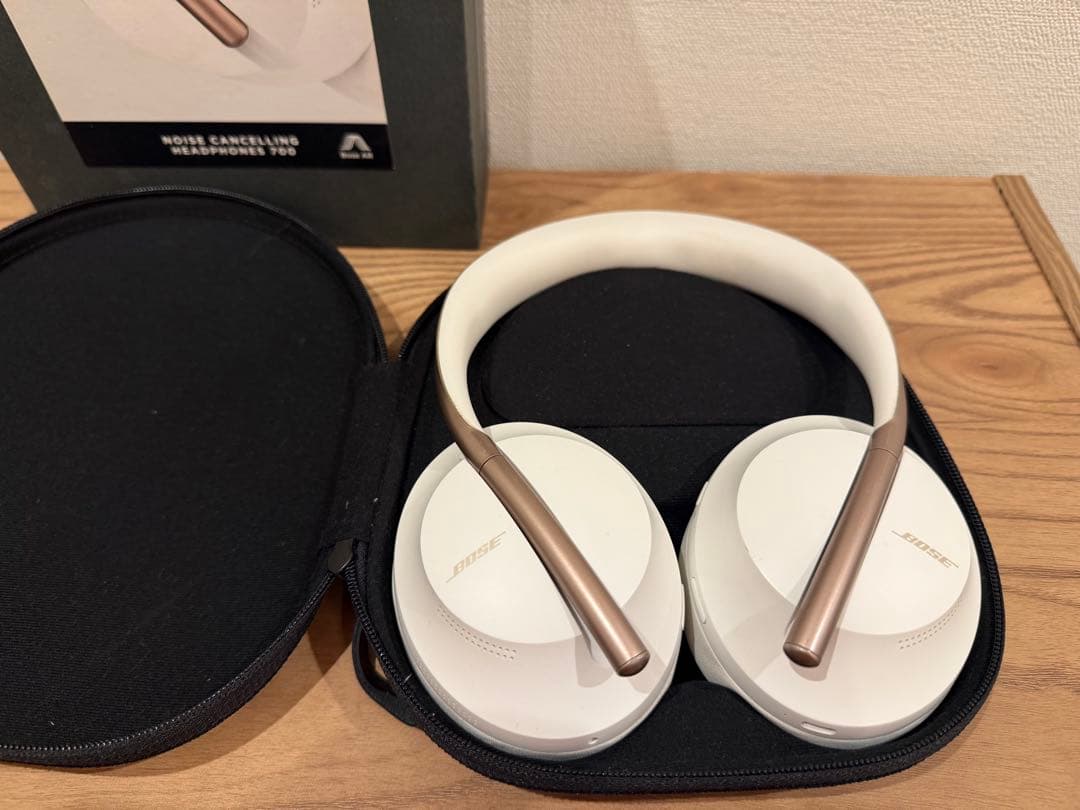 ヘッドホン BOSE NOISE CANSELLING HEADPHONES 700
