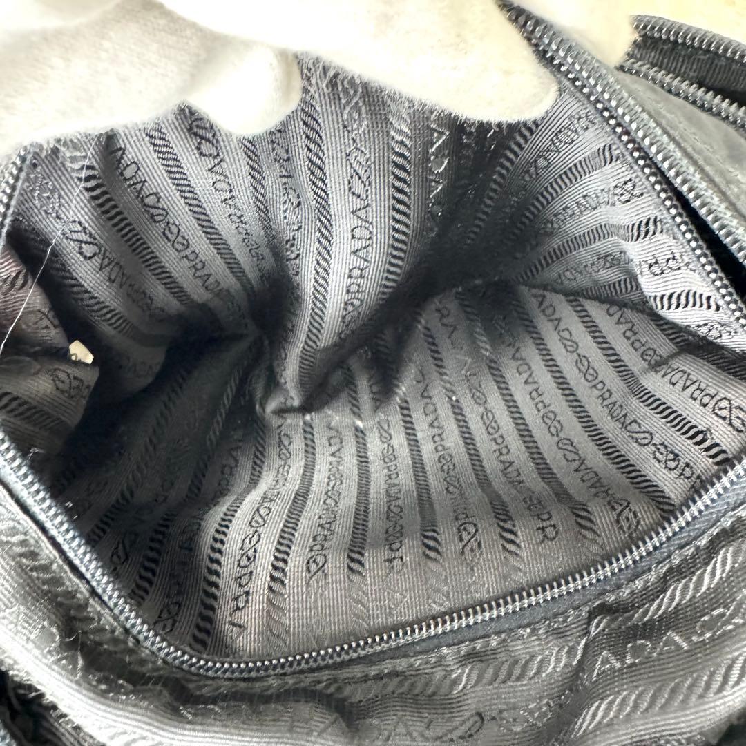 プラダ メッセンジャーバッグ ダブルポケット 黒 三角ロゴ BT1738