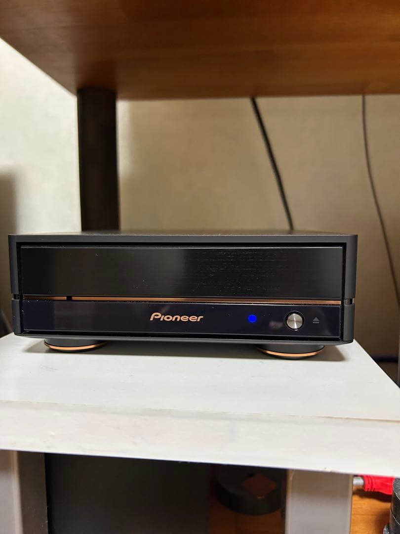 美品！ パイオニア BDR-X13J-X ブルーレイドライブ