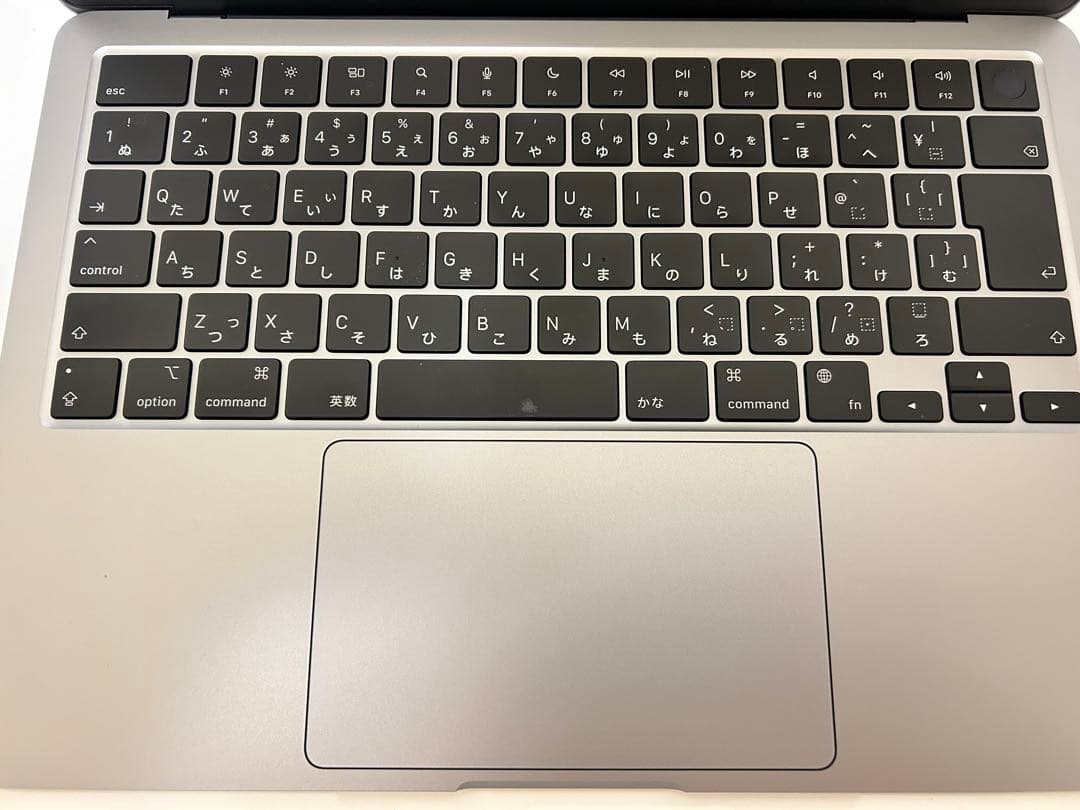 美品MacBookAir 2024 13インチ M3 256GB スペースグレイ