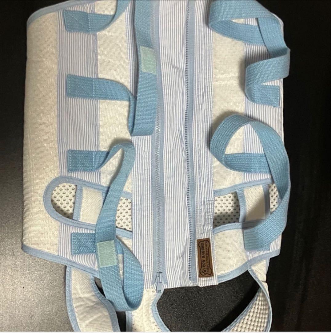アイアンバロン 美品　介護用ハーネス 使用数日　かわいい水色です