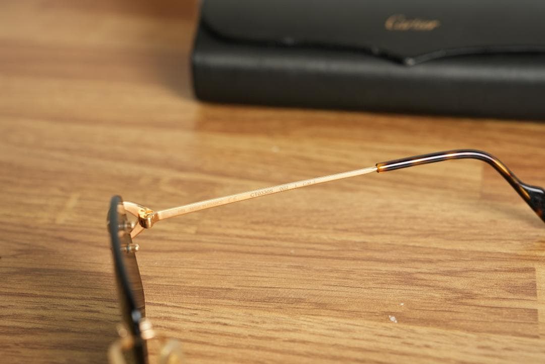 Cartier CT0330S 002 サングラス 使用感少々美品