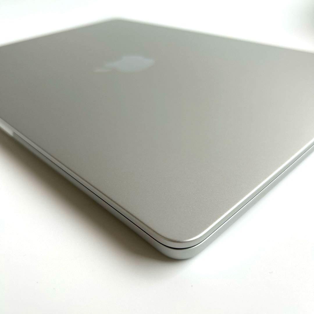【中古】MacBookAir M2 2022 シルバー 8GB 256GB