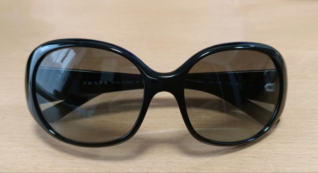 プラダ　PRADA　サングラス　レディース