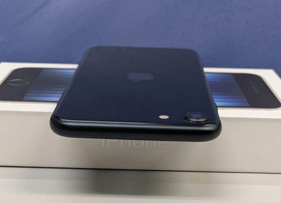 iPhone SE 64GB(第3世代) ブラック SIMフリー