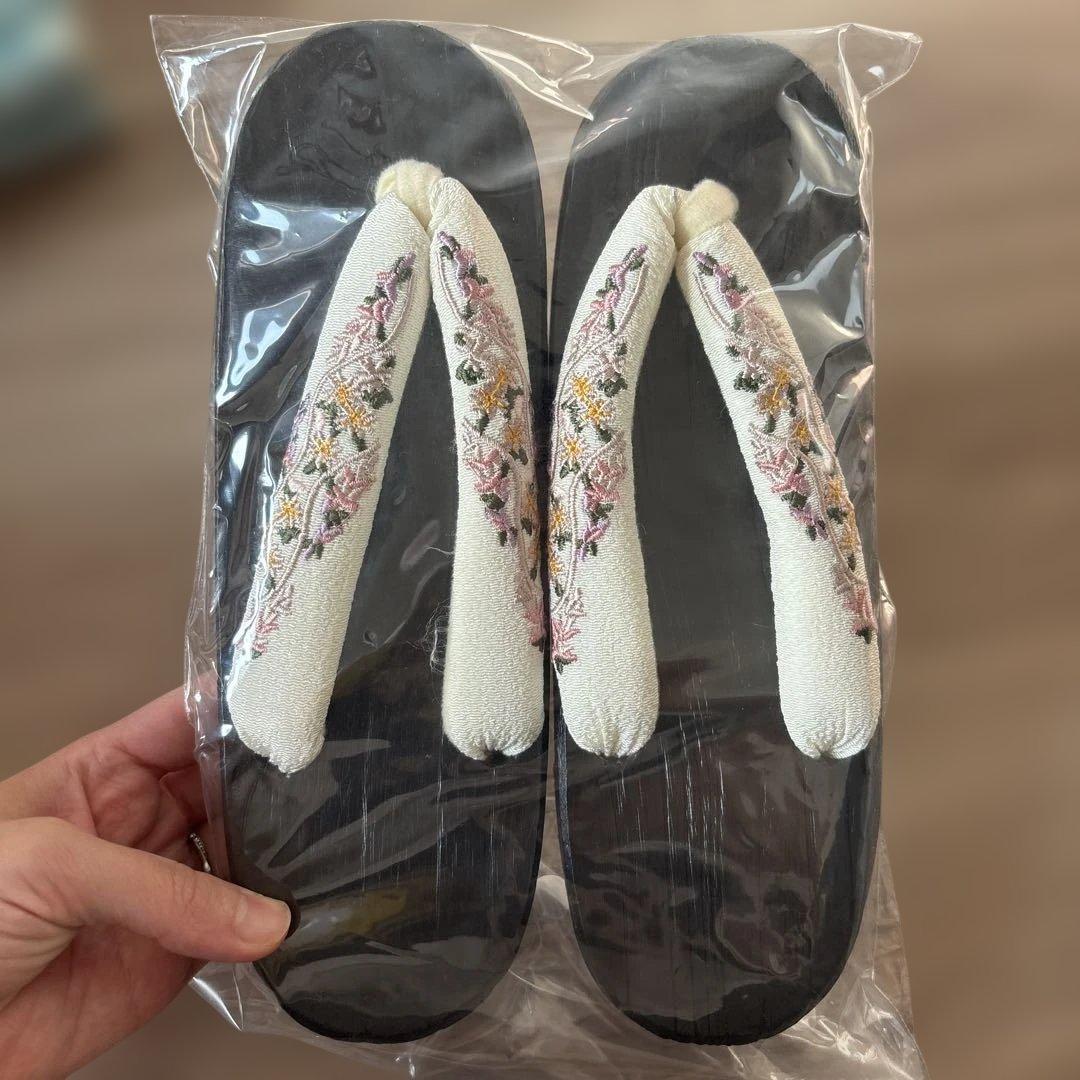 【utatane 高級変わり織 浴衣3点セット ペールピンクにシアーな百合】