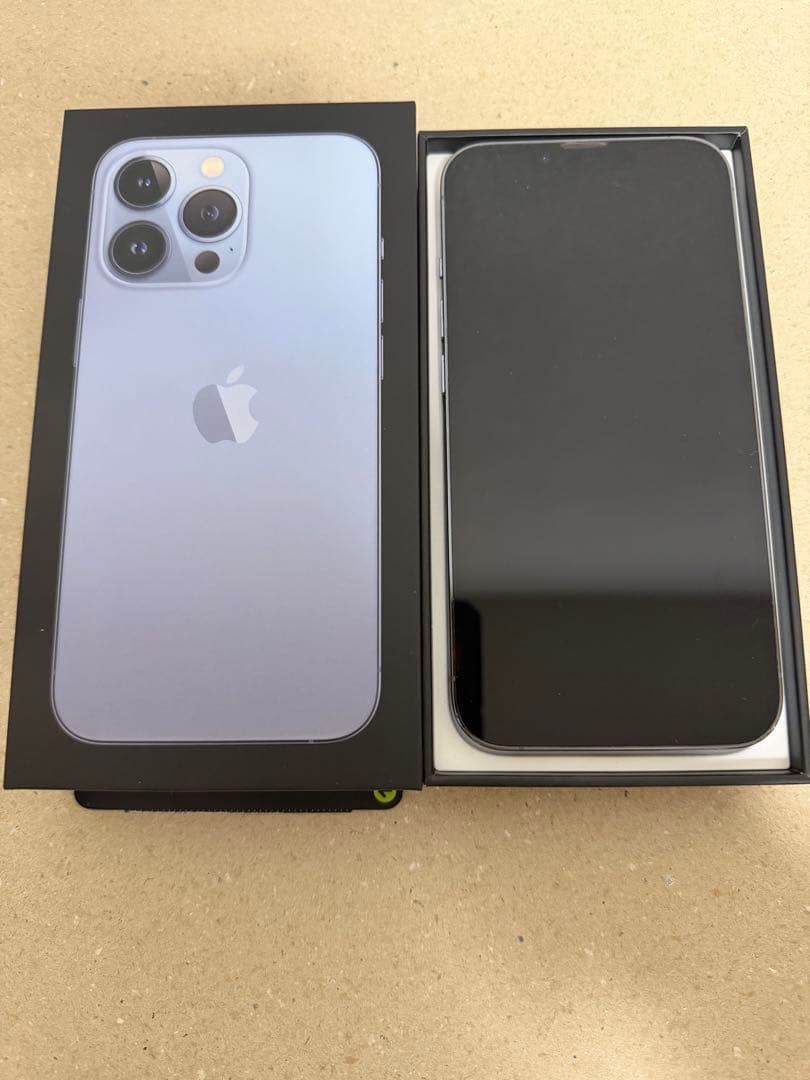 iPhone 13 Pro シエラブルー SIMフリー　256G