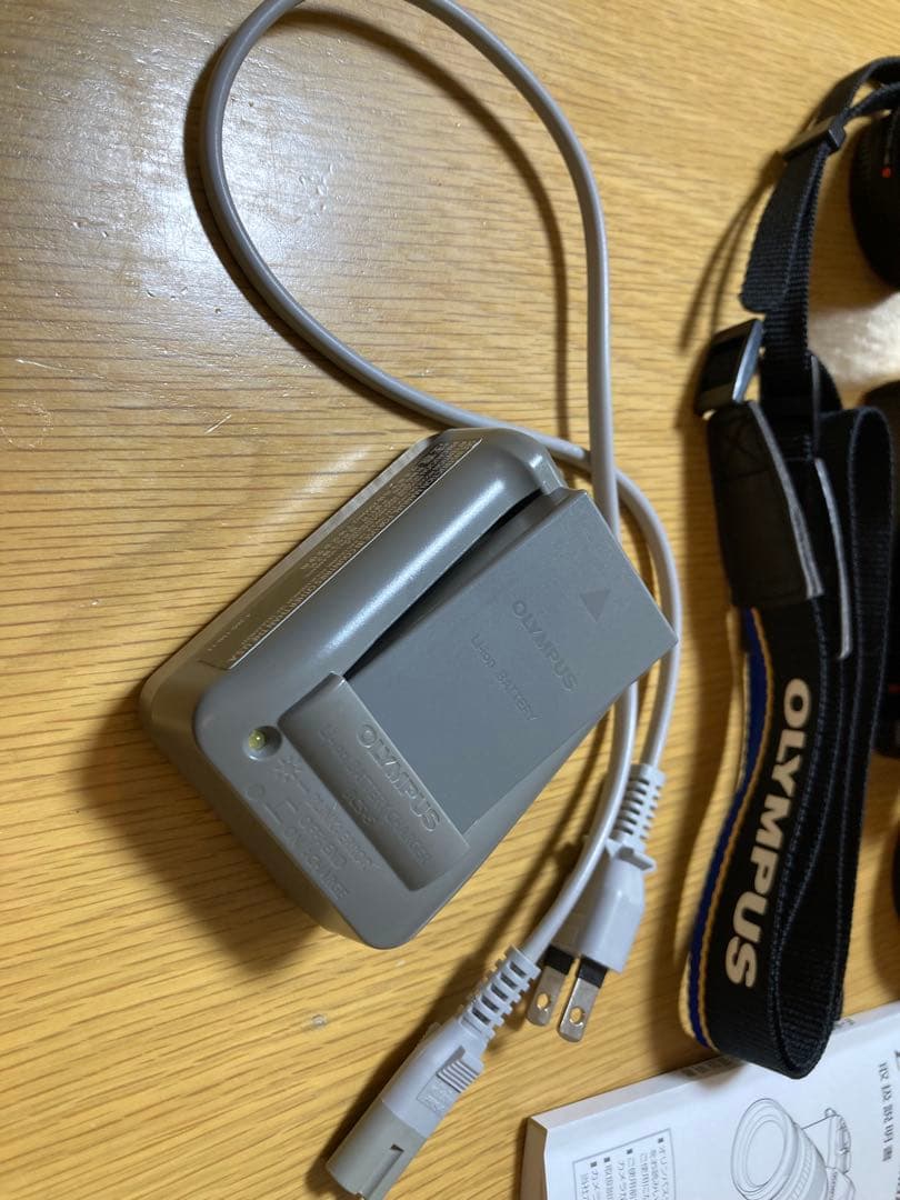 【美品】OLYMPUS OM-D E-M10 mark2 レンズ付き