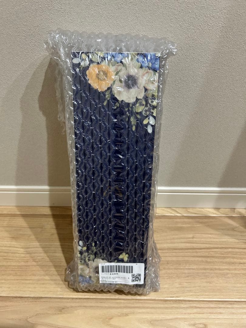 新品未開封　KINUJO キヌージョ W worldwide model 黒