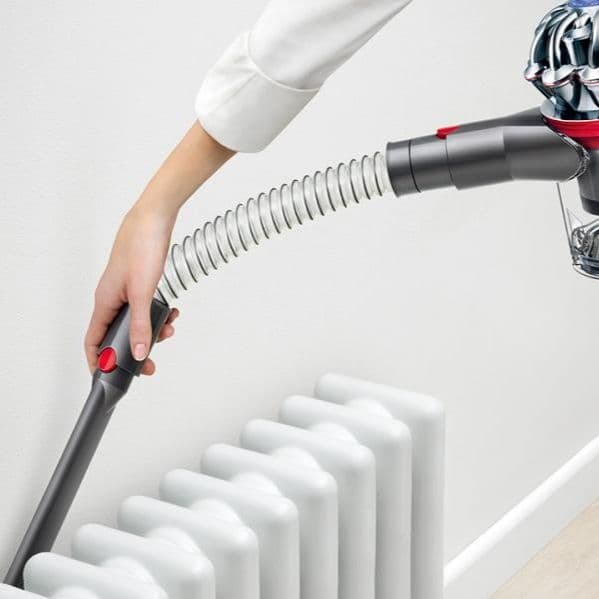 ダイソンV8 SV10K掃除機＋マキタ18vアダプターセット 分解清掃済み動作品