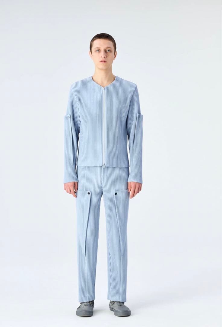 UNFOLD HOMME PLISSÉ ISSEY MIYAKE