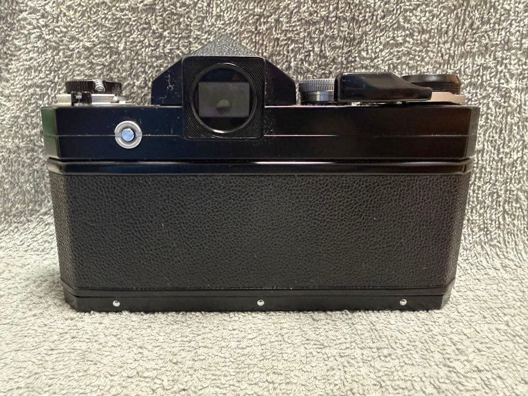 カ*郎様 Nikon F ニコン アイレベルボディ ブラック フィルムカメラ 黒