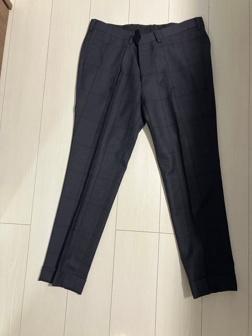 ピンクの猫ブリッラペルイルグスト　ダブルスーツチェック　紺　52