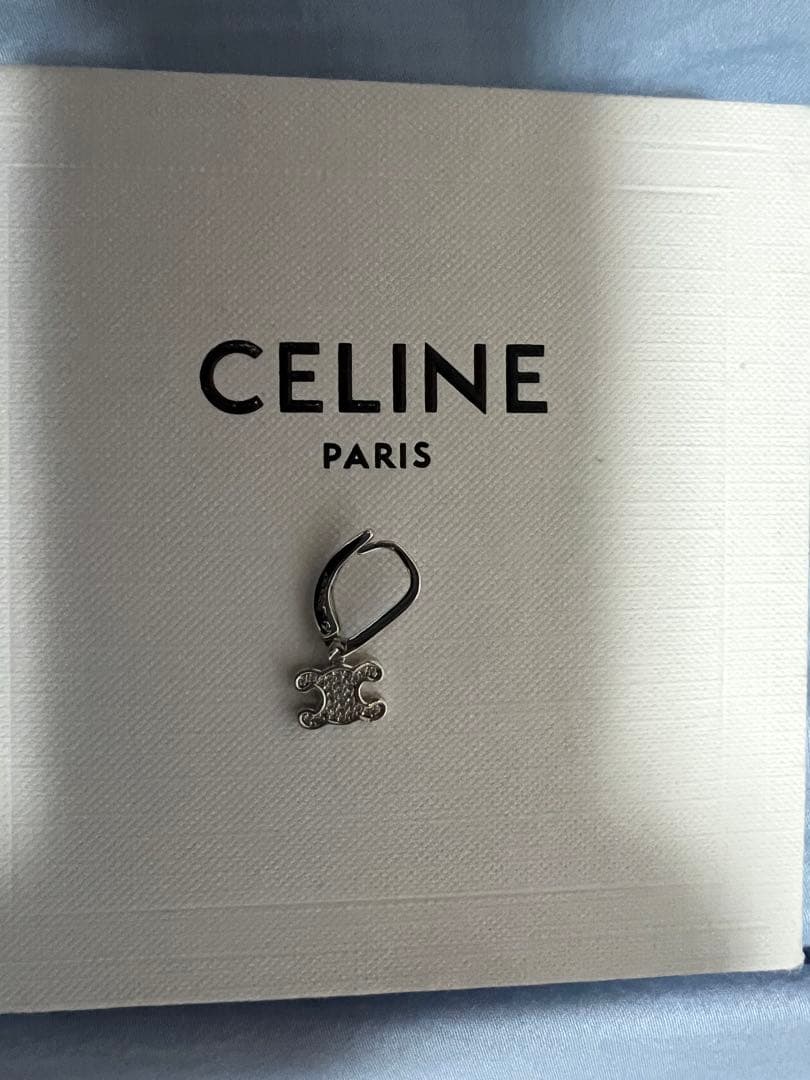 【CELINE】セリーヌ　トリオンフ　ピアス　片耳のみ