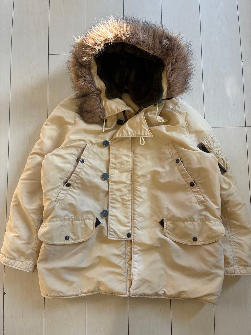 バズリクソンズ UNITED CARR N-3B UC10519 L