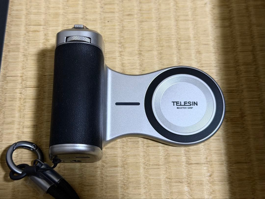 スマホアクセサリー TELESIN MASTER GRIP for iPhone 17 Pro