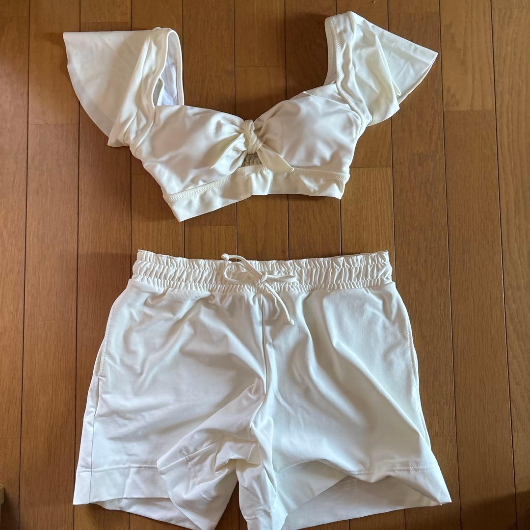 フレアショルダービキニ　水着ビキニタイプ