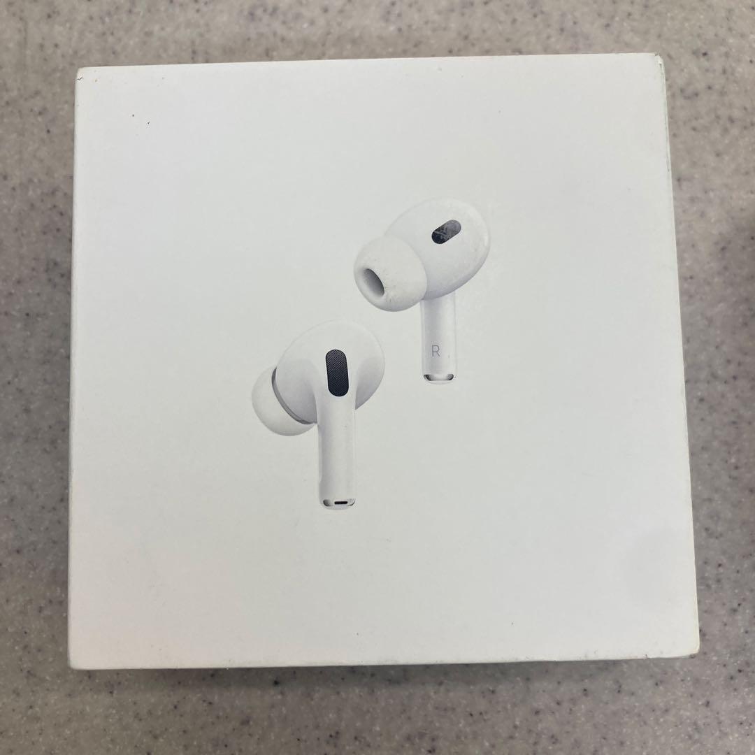 AirPods pro 第2世代 本体 充電ケース　箱付き