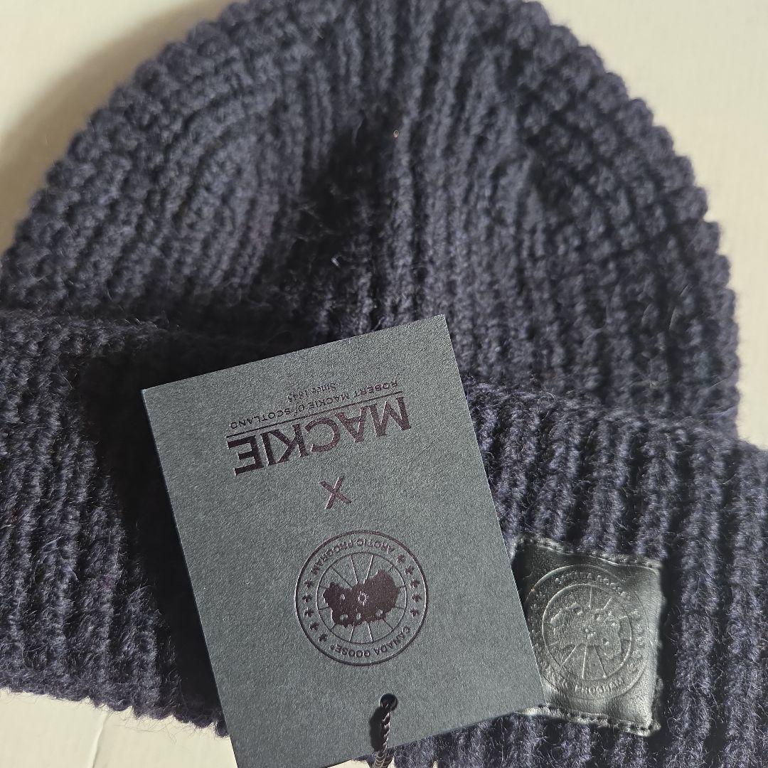 カナダグース　Robert Mackie　ニット帽　ネイビー