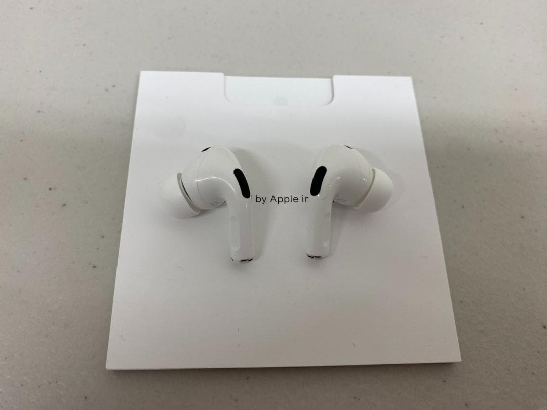 美品 AirPods Pro 第2世代 USB-C アップルエアポッズ イヤホン
