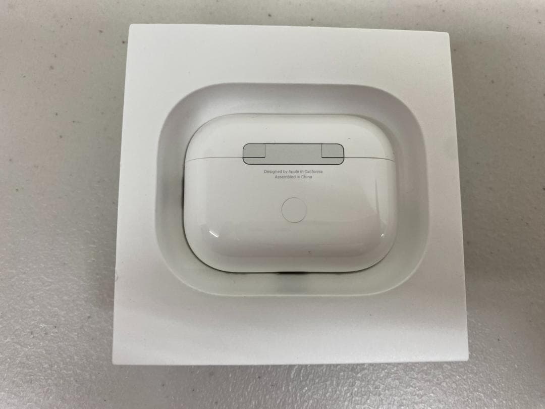 美品 AirPods Pro 第2世代 USB-C アップルエアポッズ イヤホン