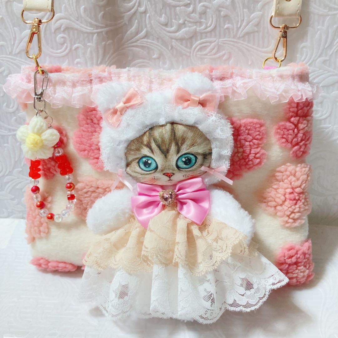 フ*ス様 レースドレスのサバ猫ちゃんサコシュ　コヤンイサムチョン　フワフワお花ボ