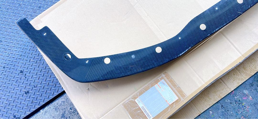 R35 GT-R Kansai SERVICE カーボン フロントリップ 中古