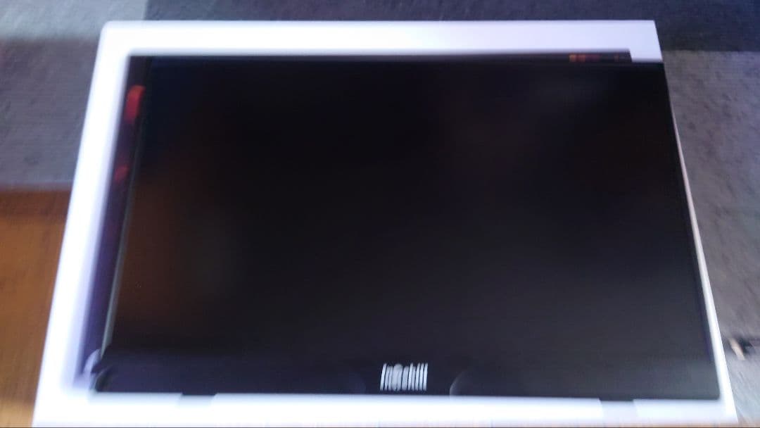 inte hell モバイルモニター　15.6インチ　iPS液晶　フルHD