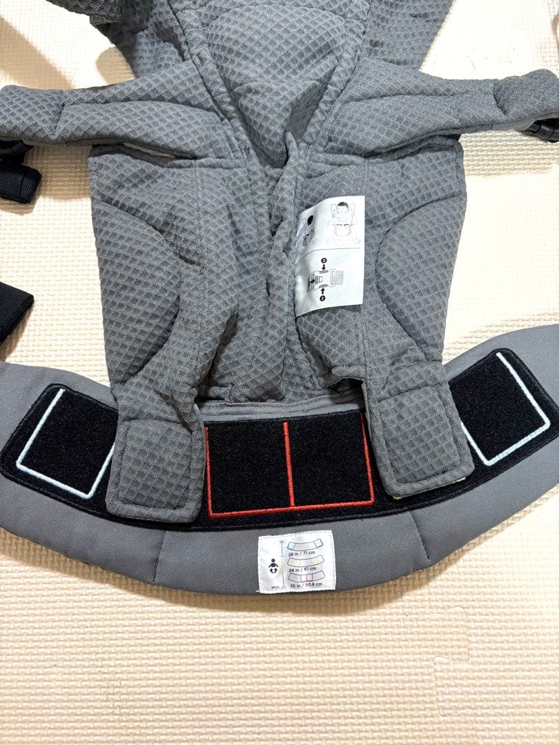 エルゴergobaby OMNI breeze ポーチ付き　オムニブリーズ