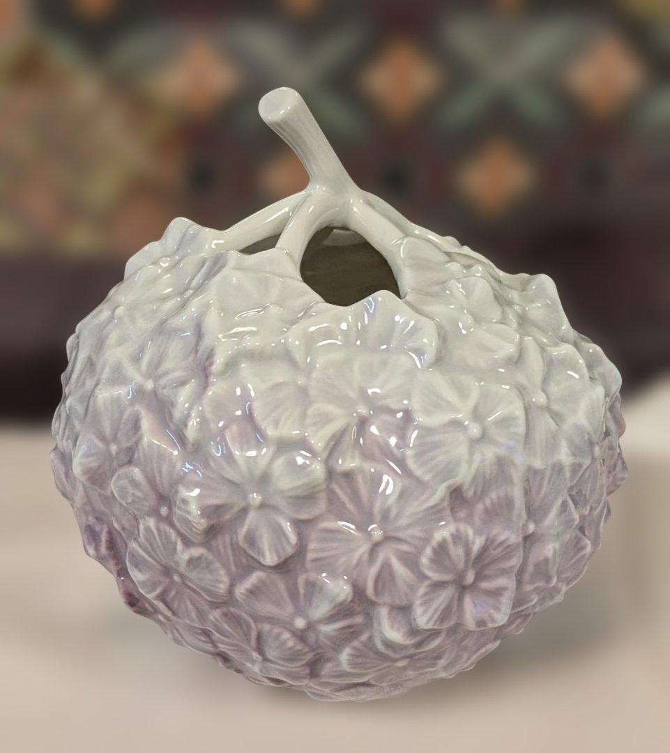  ロイヤルコペンハーゲン 淡い紫色のアジサイ花器