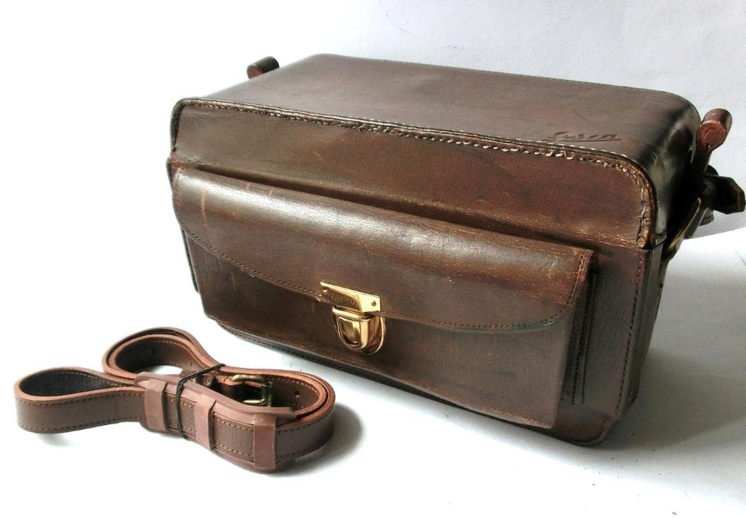 ● Leica レザー カメラバッグ ブラウン