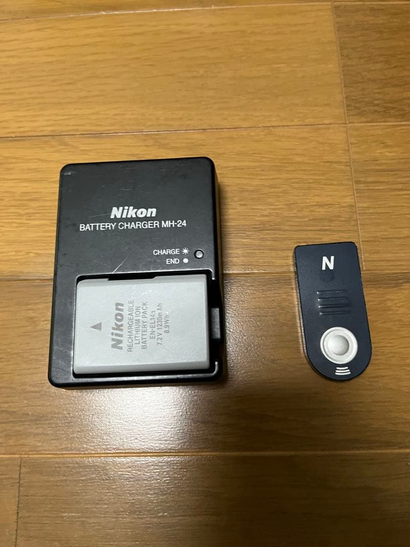 デジタル一眼レフカメラ　付属多数