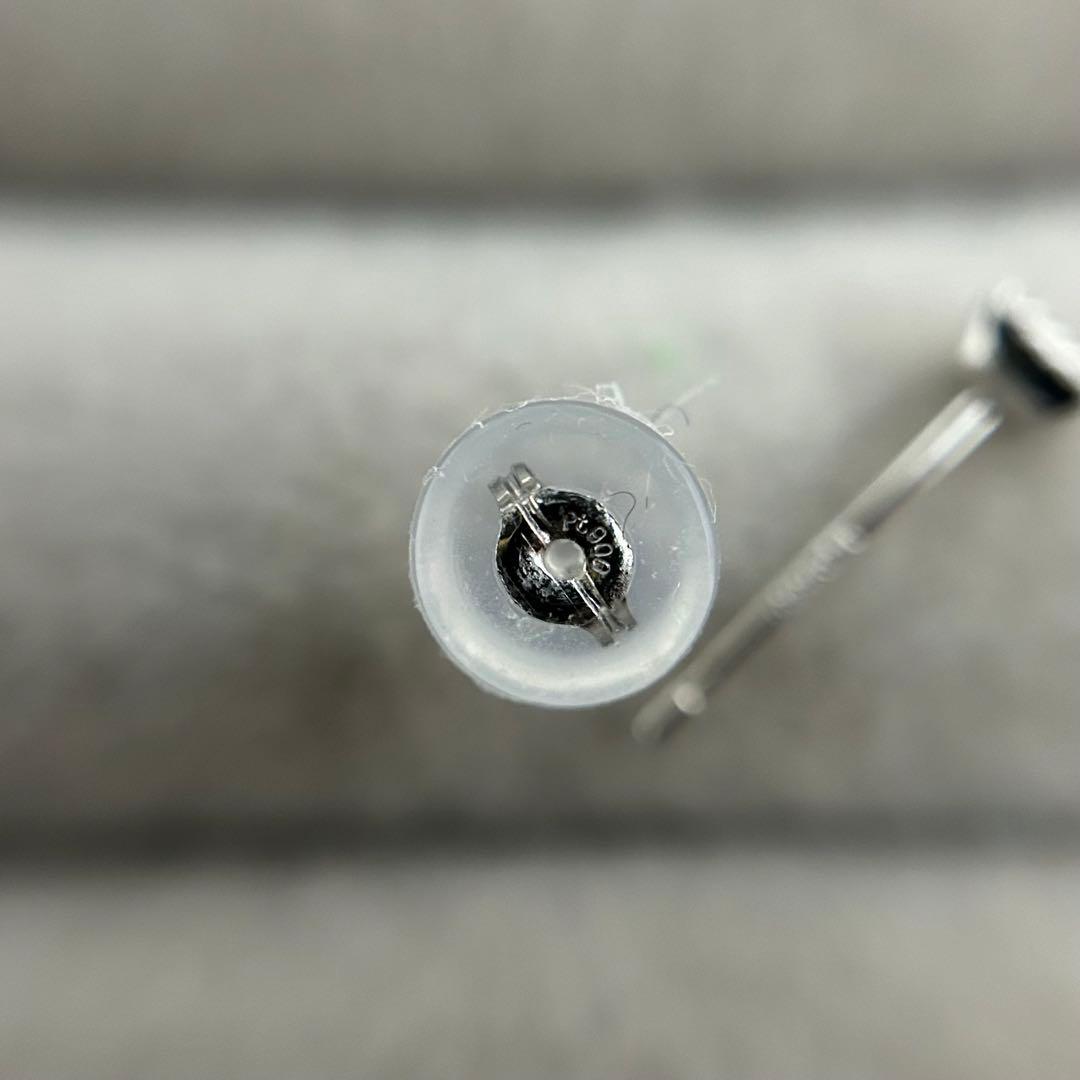 天然　アレキサンドライト　ピアス　pt900 プラチナ　ルース　一粒ピアス