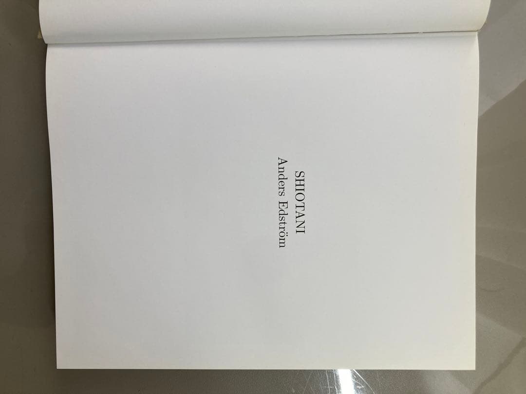 予約済　【サイン入】写真集: ANDERS EDSTROM: SHIOTANI