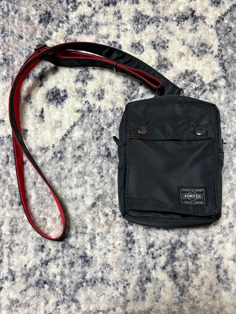 超美品 PORTER ブラック ショルダーバッグ ポーター