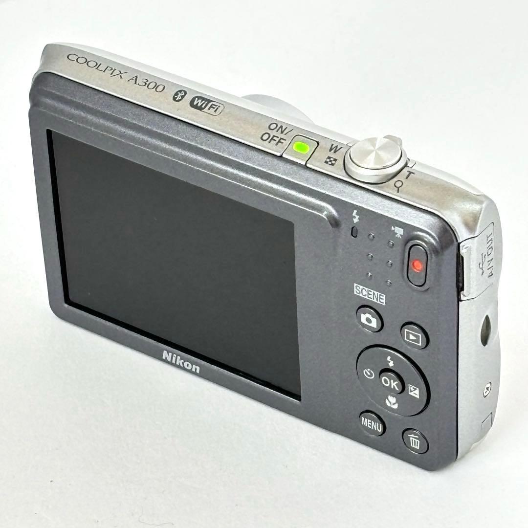 【美品】Nikon coolpix A300 ニコン　デジカメ　SDカード付