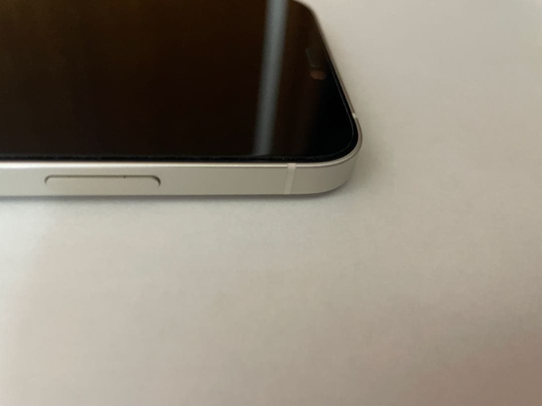 iPhone 12 本体　128GB SIMフリー　ホワイト