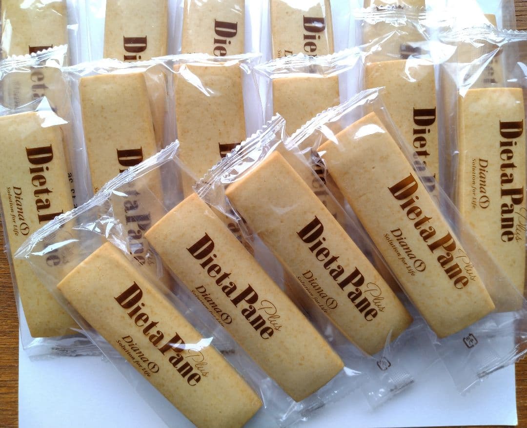 ダイアナ ディエッタパーネ プラス 35g×16袋＋CELLDEA プレーン4袋