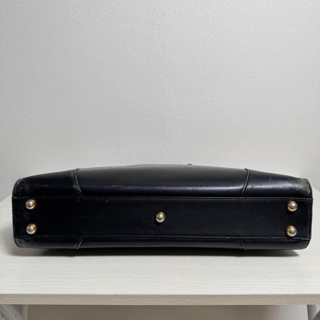 ヴィヴィアンウエストウッド Q18 オーブロゴ レザー ビジネスバッグ ブラック