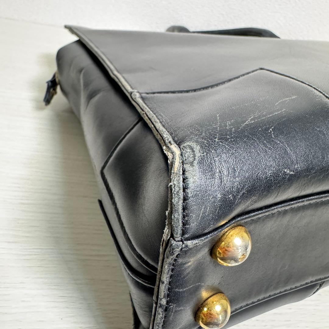 ヴィヴィアンウエストウッド Q18 オーブロゴ レザー ビジネスバッグ ブラック