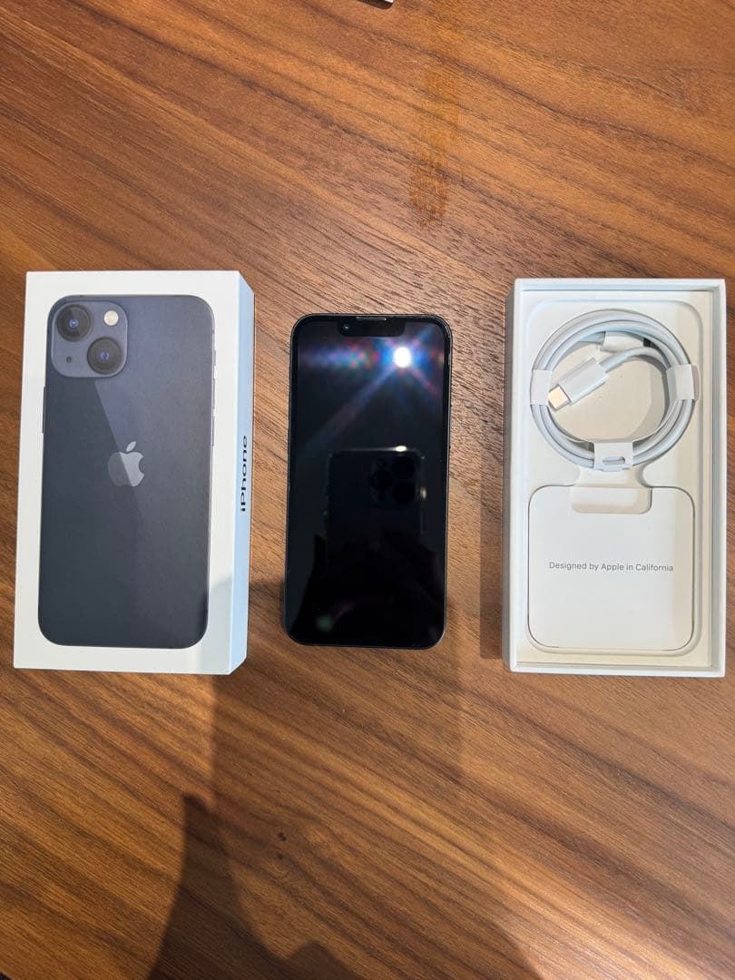 Apple iPhone 13 mini ブラック 【アメリカで購入】