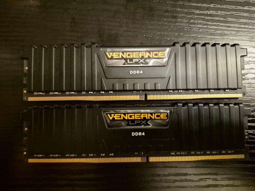Corsair Vengeance DDR4 3200MHz 32GB 2枚組