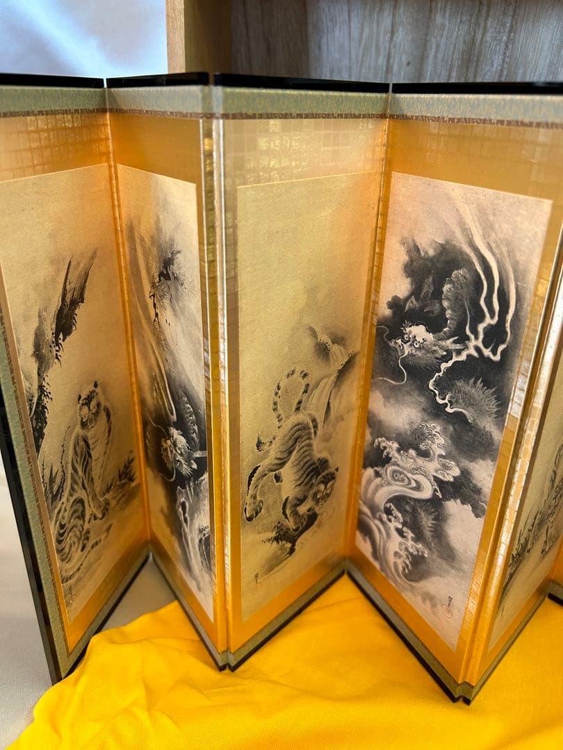 未使用　正倉院蔵　忍冬鳳凰密陀絵柄文庫　漆塗　蒔絵　八寸屏風　伝統工芸　宝物