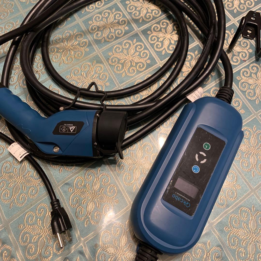 早い者勝ち! Qkcabo EV充電器 国産車対応100V収納バッグ.箱付き