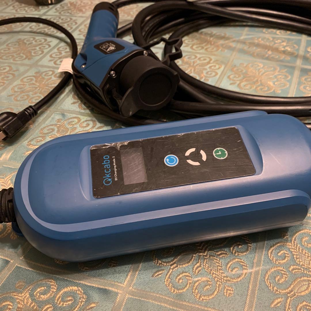 早い者勝ち! Qkcabo EV充電器 国産車対応100V収納バッグ.箱付き