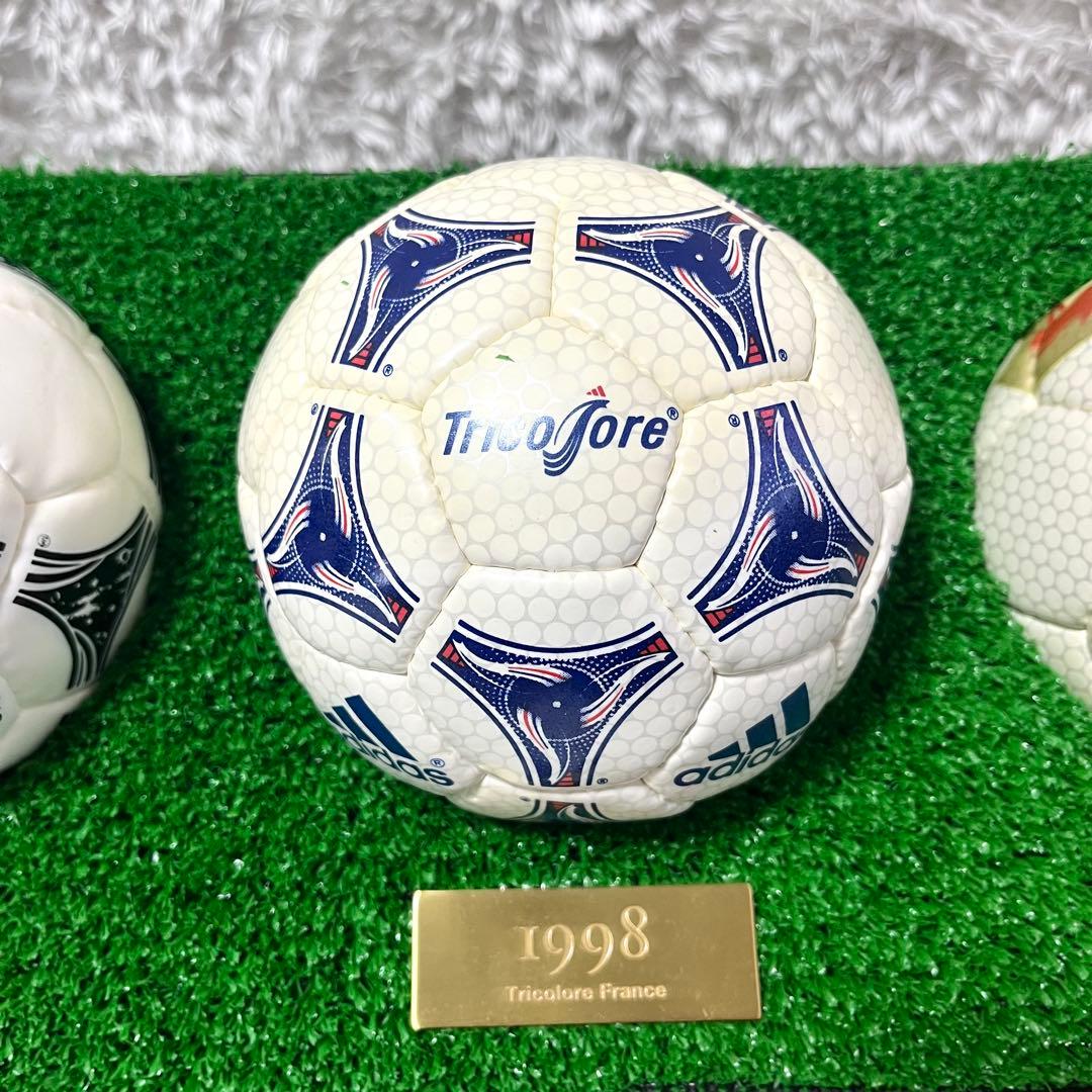 ✨超激レア‼︎✨サッカーW杯記念ボール ヒストリカルマッチボール2002個限定品