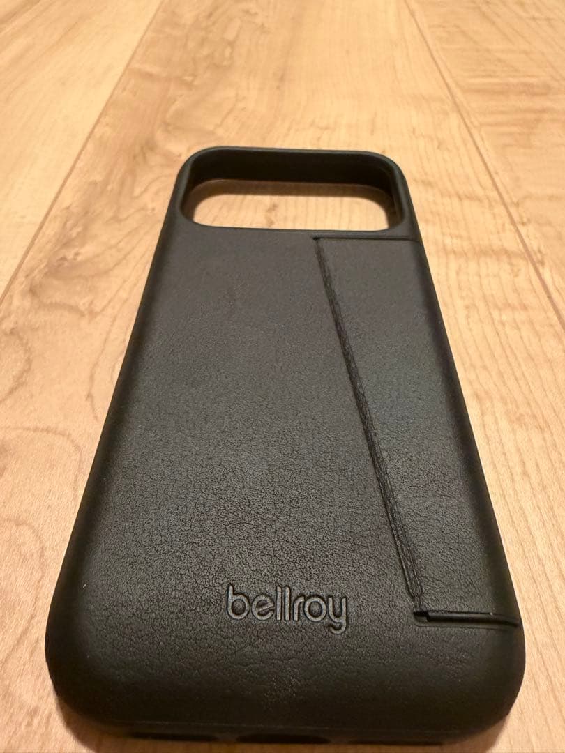 【ひーちゃん専用】【新品未使用】bellroy iPhone 17 Pro